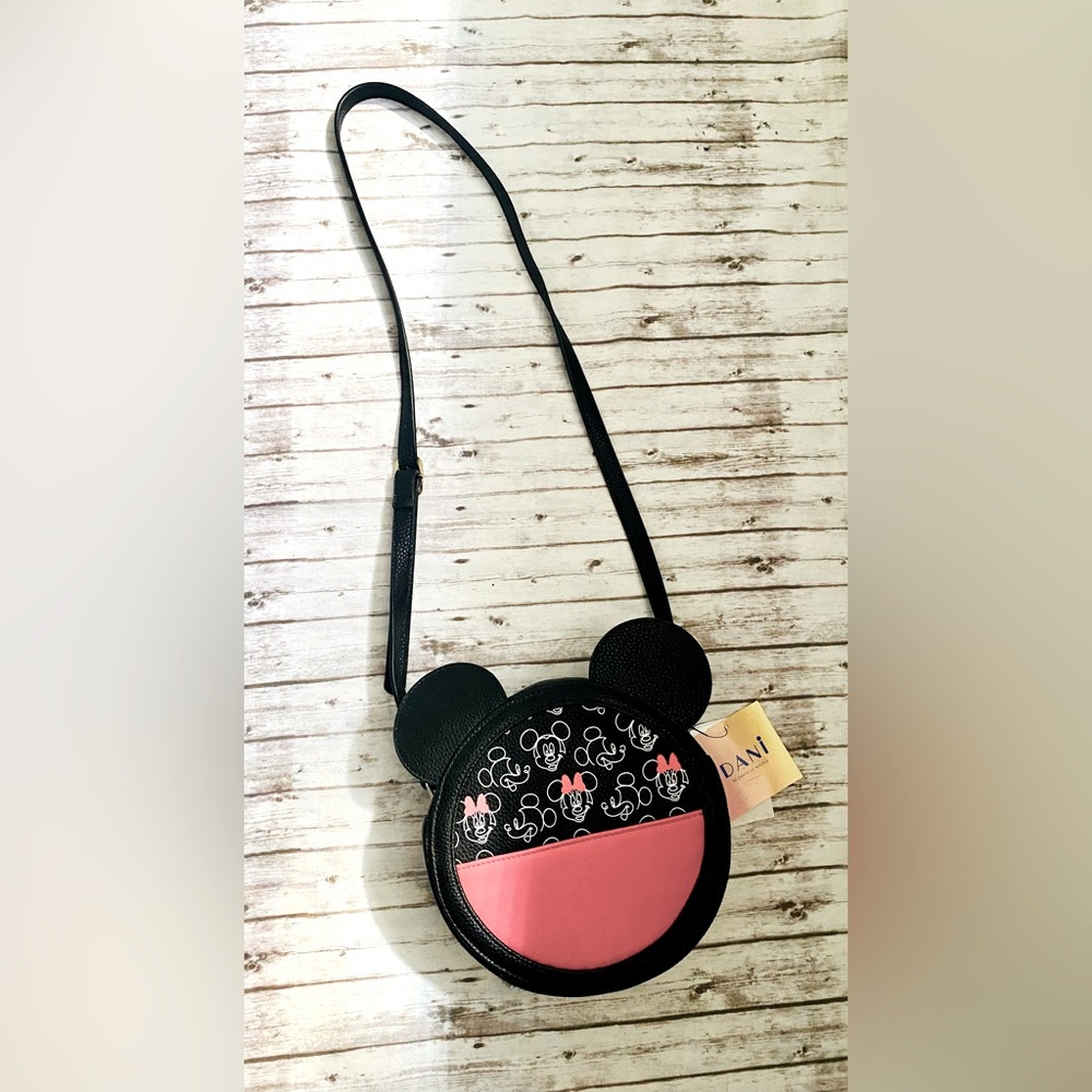 DANI by Danielle Nicole Disney's Minnie Mickey Mouse Black Crossbody Purse (NWT)